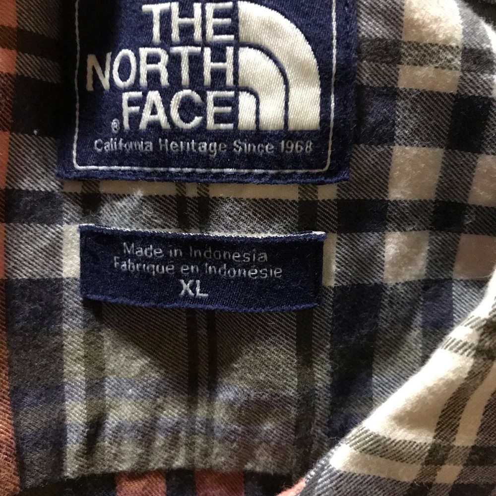 The Northface shirt size XL multicolor plaid flannel with roll tab sleeves - Picture 9 of 10